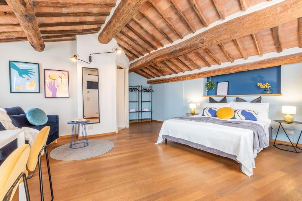 Mimosa- Loft Elegante Con Terrazza Nel Centro Di Siena Apartment Exterior photo
