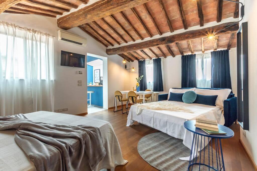 Mimosa- Loft Elegante Con Terrazza Nel Centro Di Siena Apartment Exterior photo